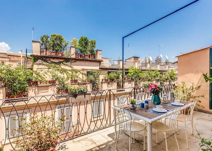 Spagna Glamour Life Penthouse