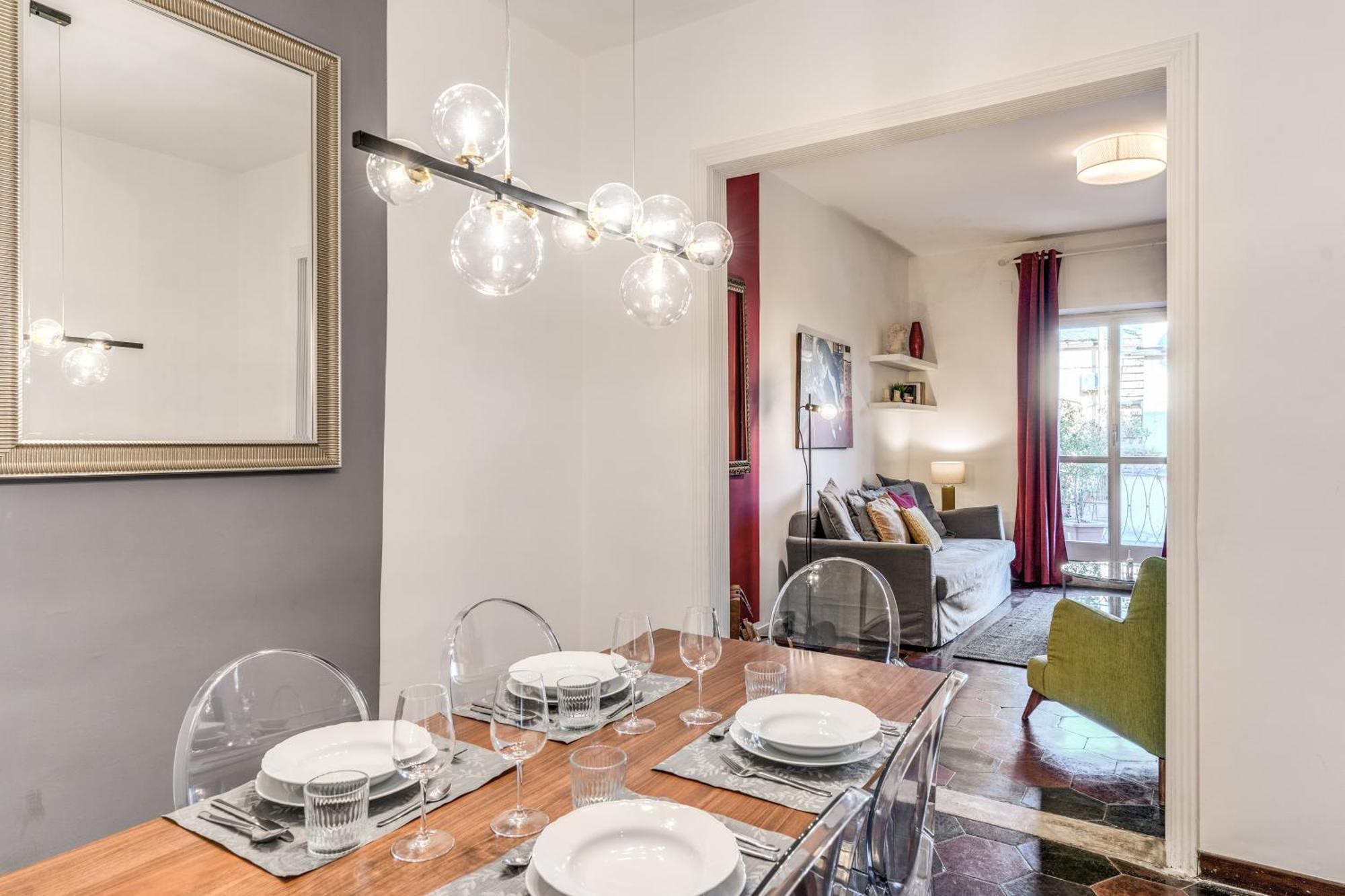 Spagna Glamour Life Penthouse