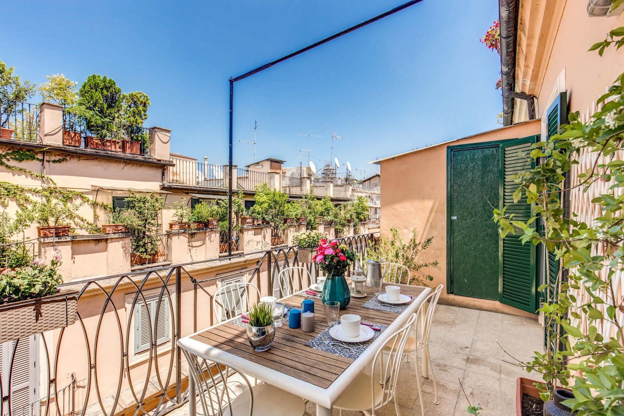 Spagna Glamour Life Penthouse Roma
